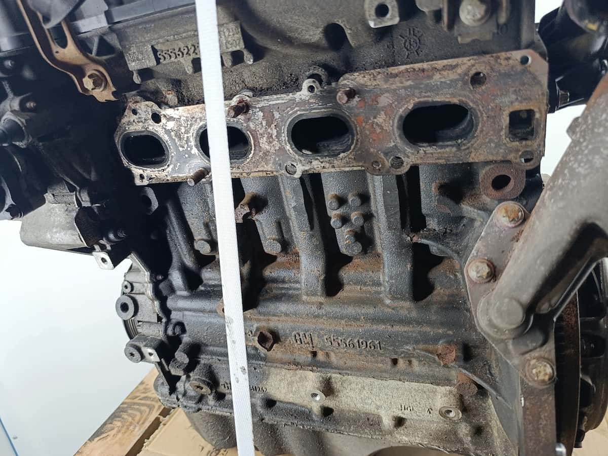 Moteur A 12 XER vue 6