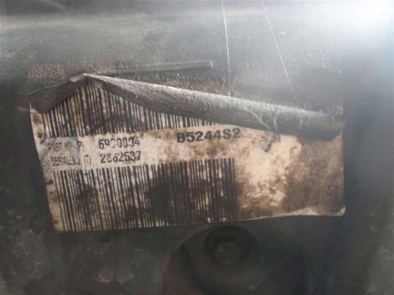Moteur B 5244 S2 vue 2
