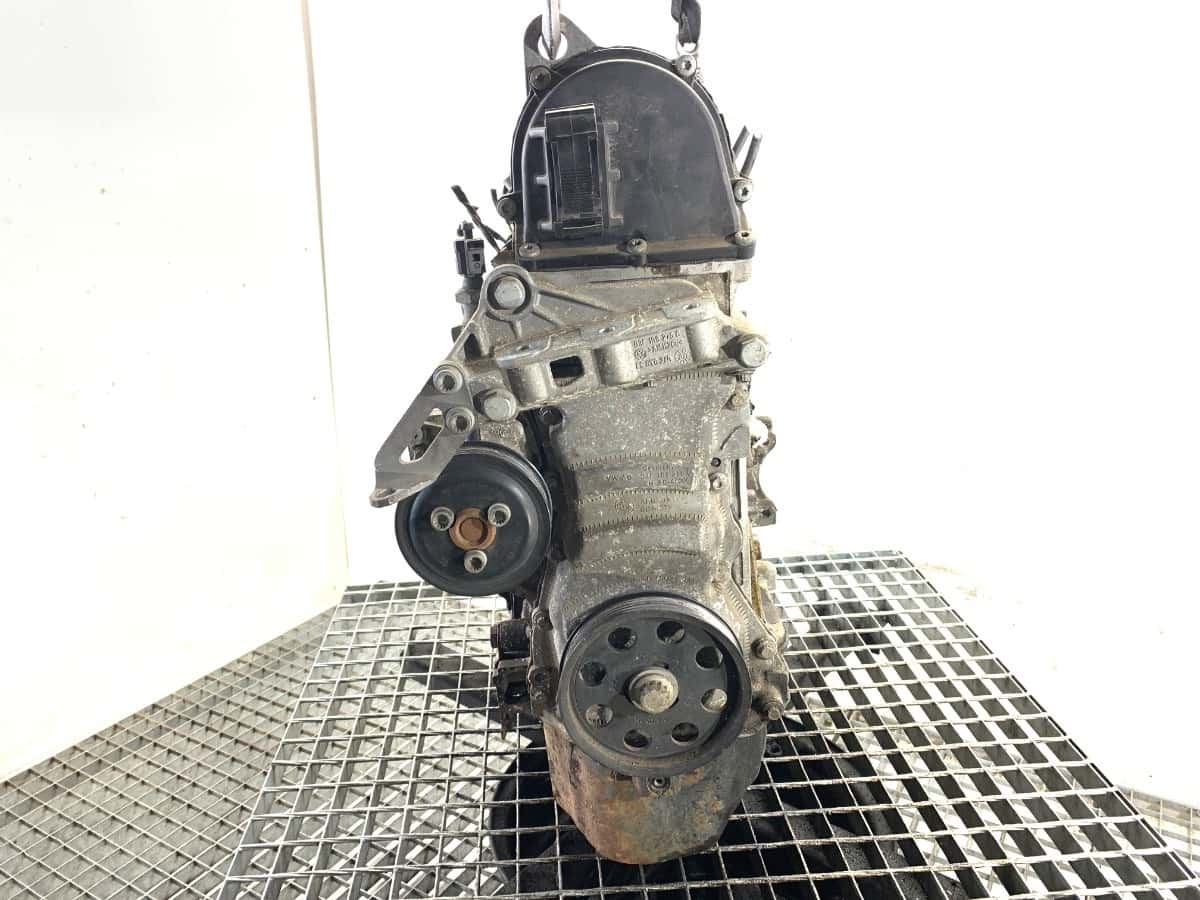 Moteur CBZB vue 2