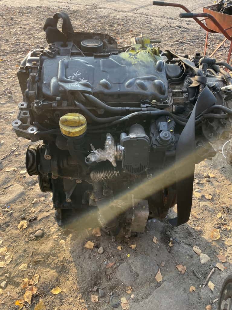 Moteur M9R 780 vue 2