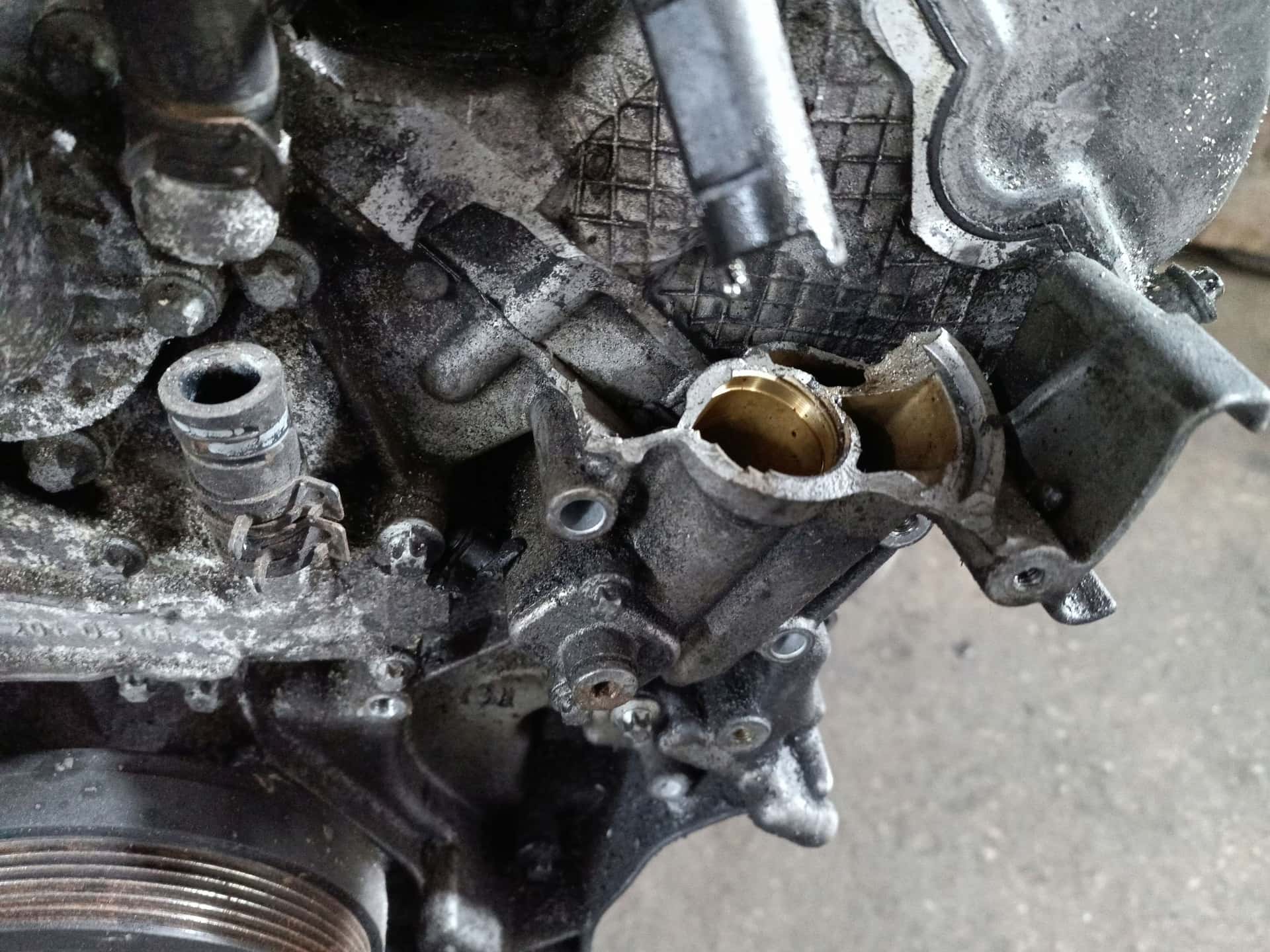 Moteur M 112.917 vue 2