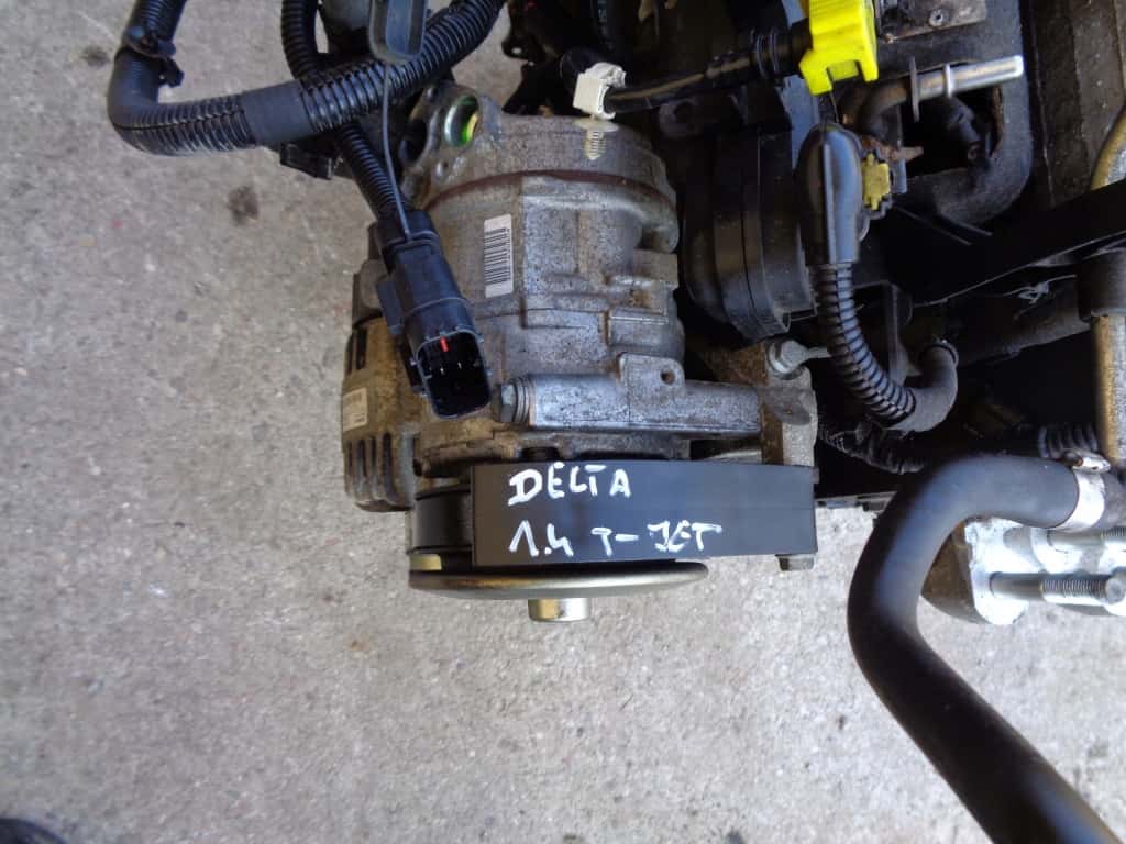 Moteur 198 A4.000 vue 4