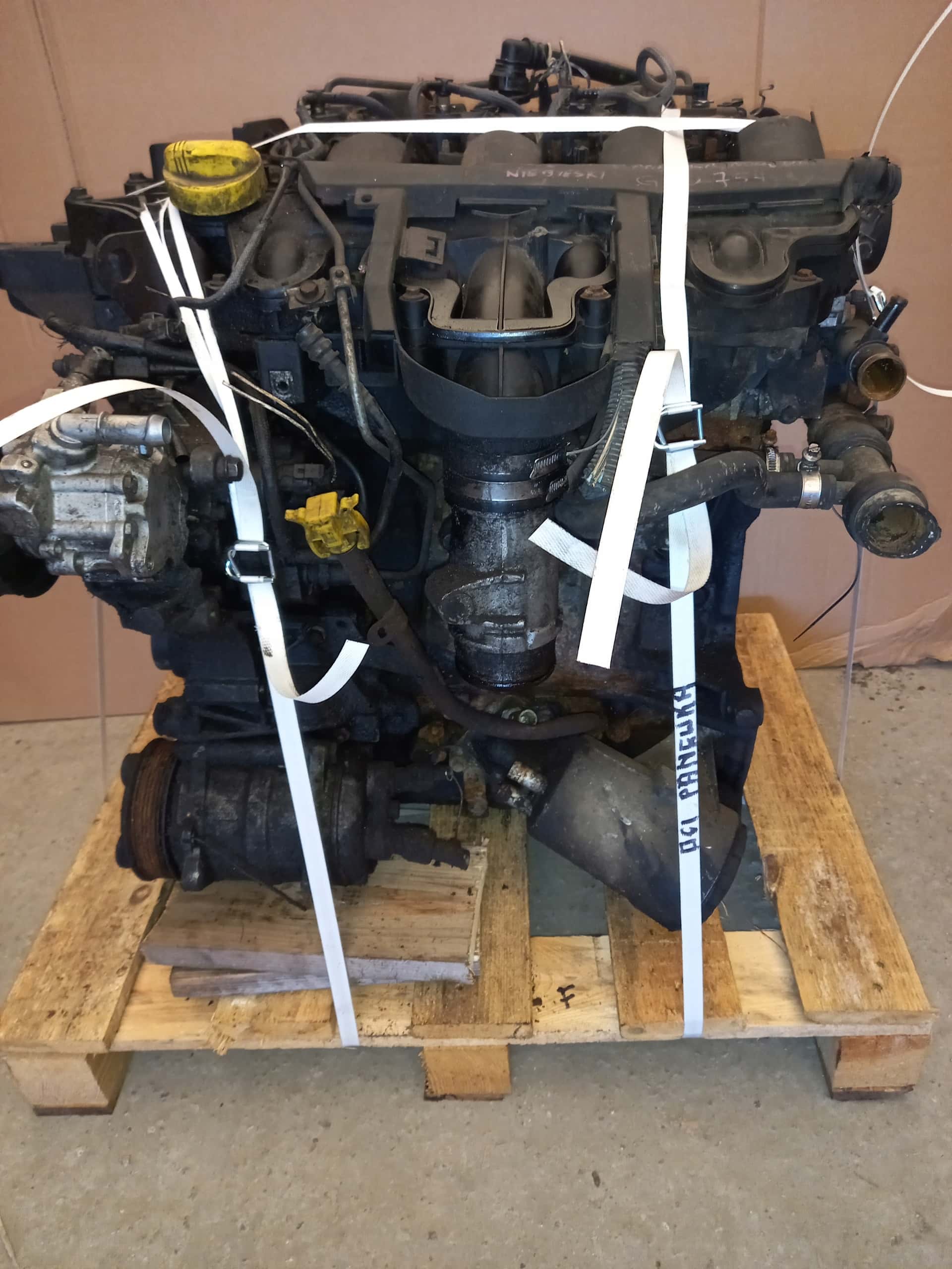 Moteur G9U 754 vue 4