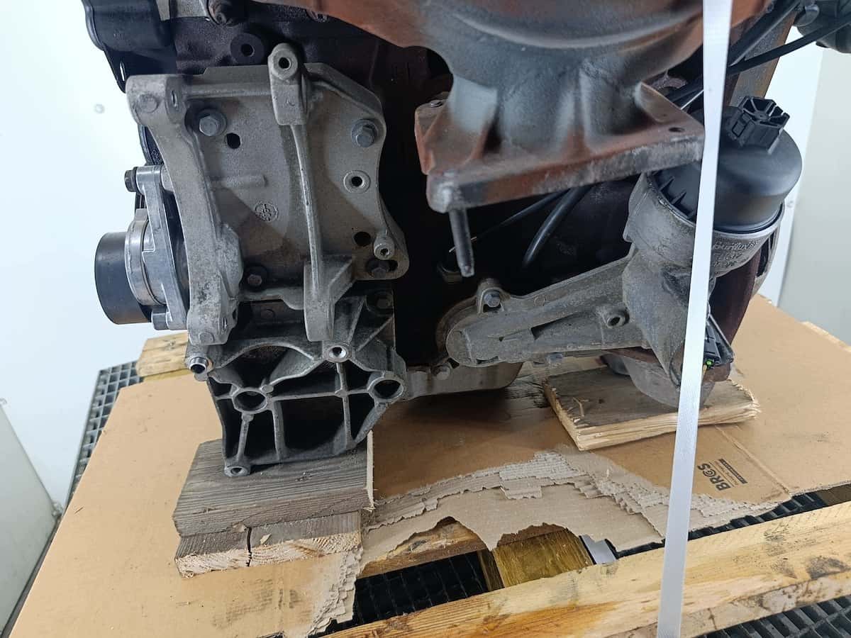 Moteur NFU (TU5JP4) vue 5