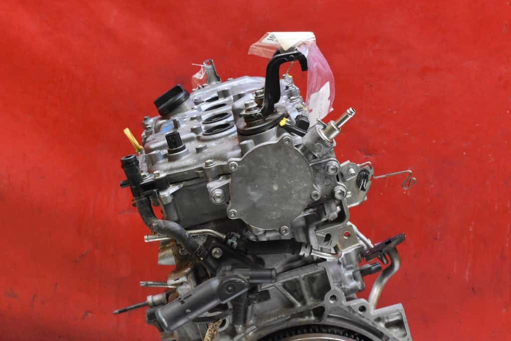 Moteur 8NR-FTS vue 8