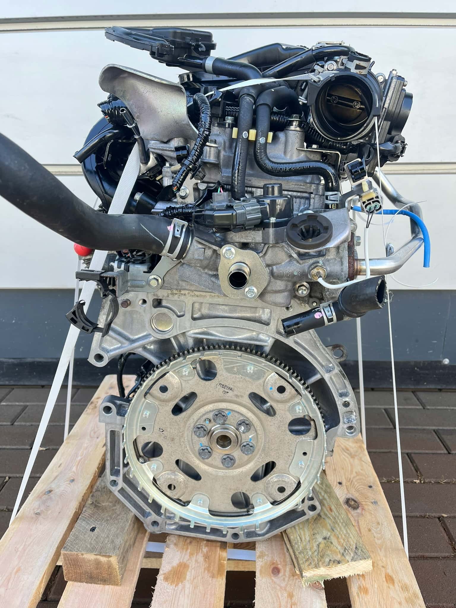 Moteur HR12DR vue 4