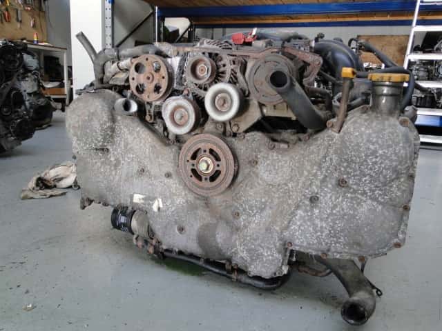 Moteur EZ30 vue 3