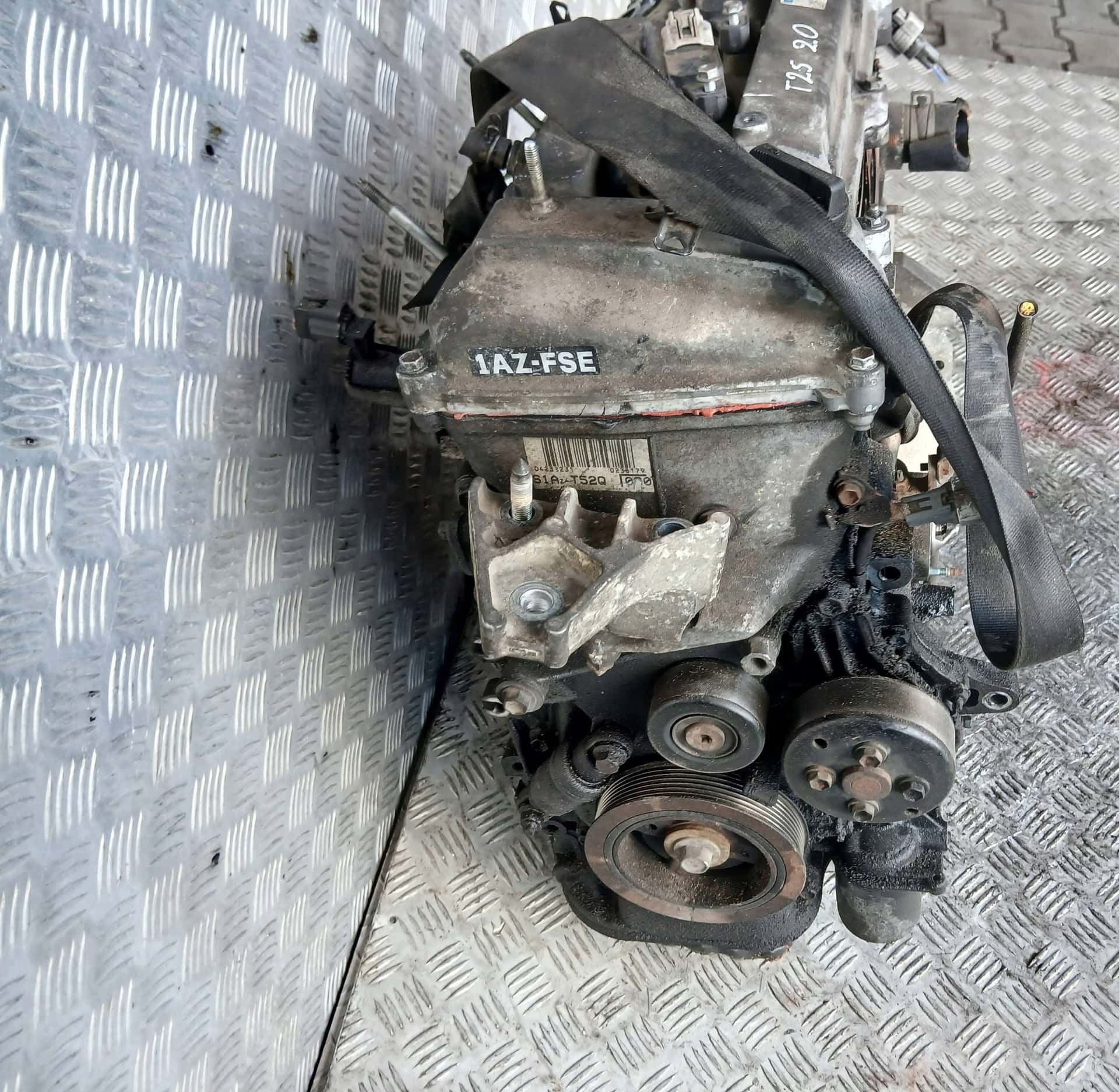 Moteur 1AZ-FSE vue 3
