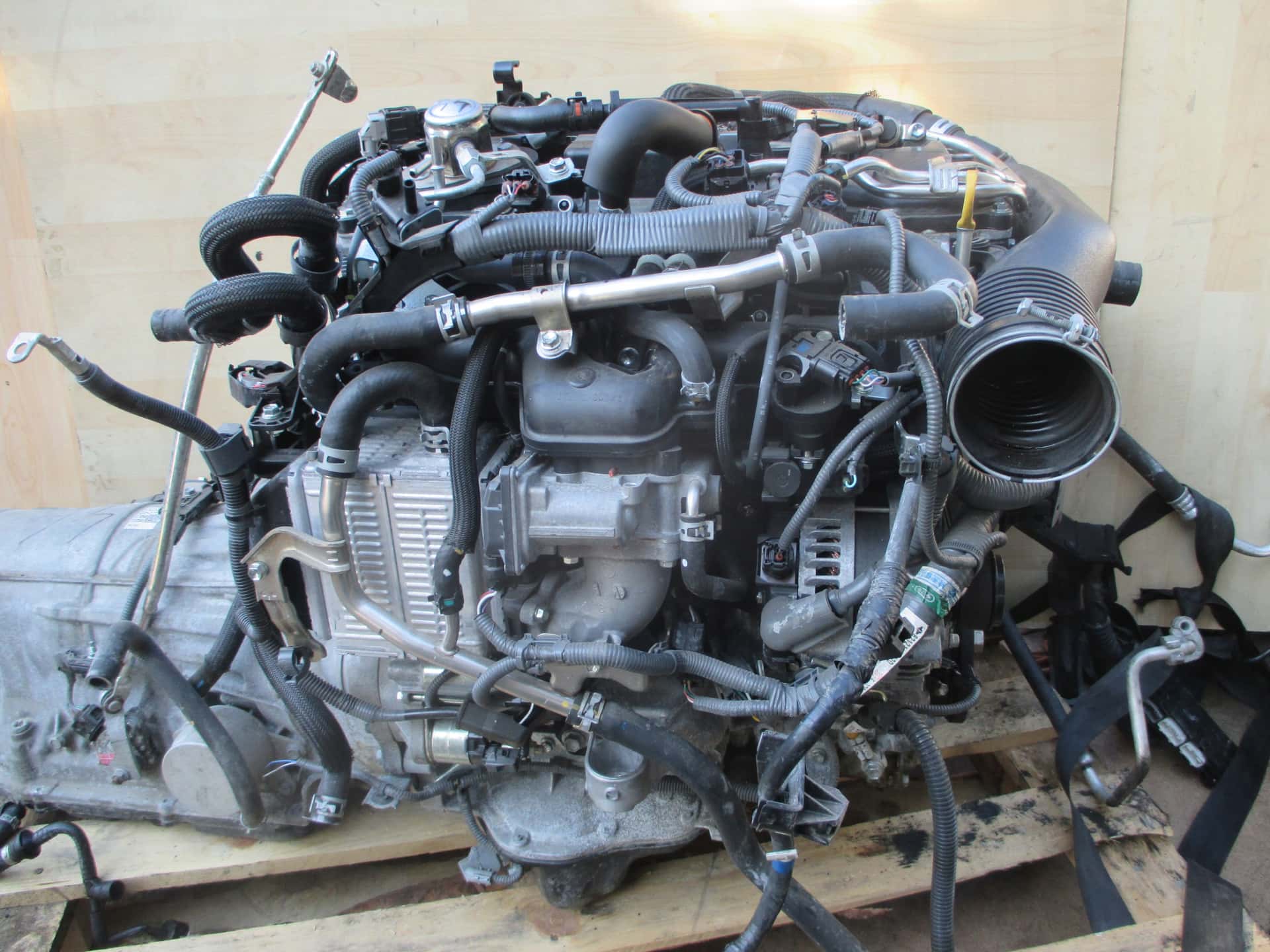 Moteur 8AR-FTS vue 2