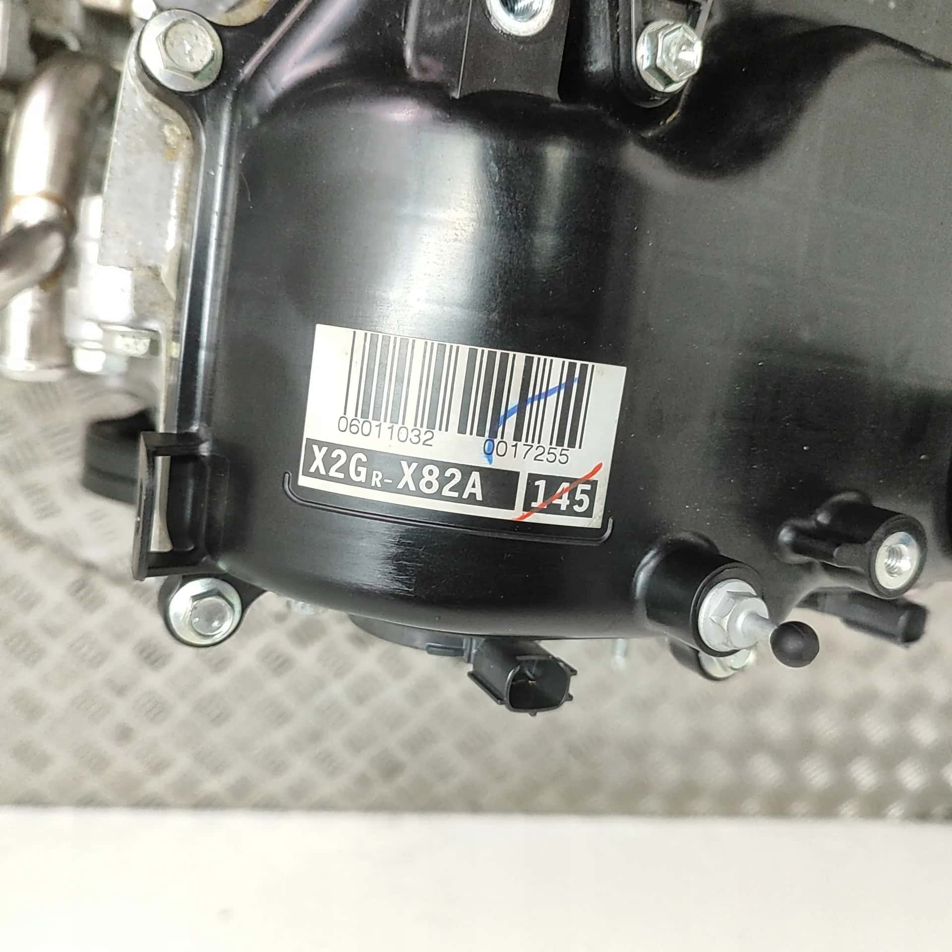 Moteur 2GR-FXE vue 9