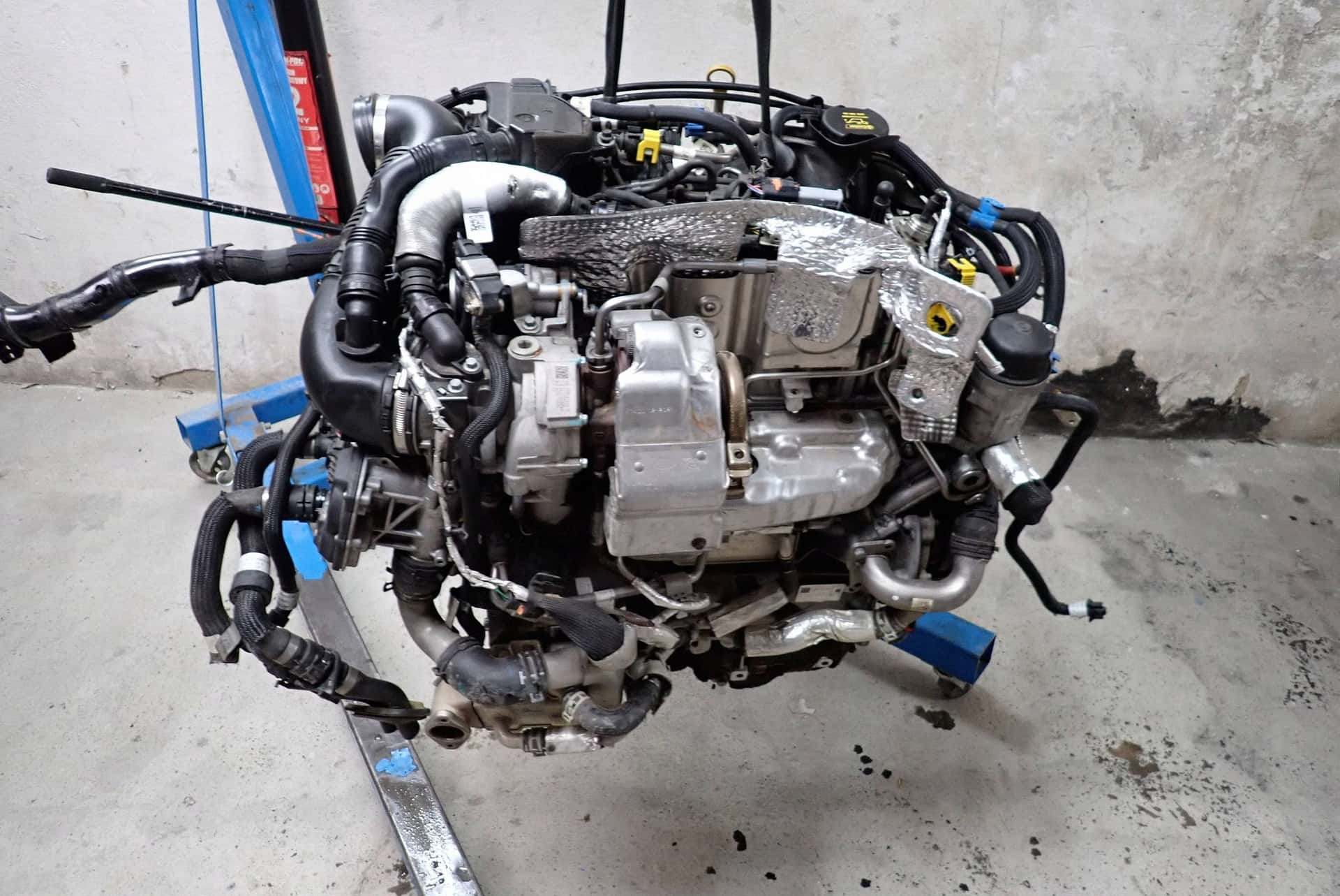 Moteur 204DTY vue 2