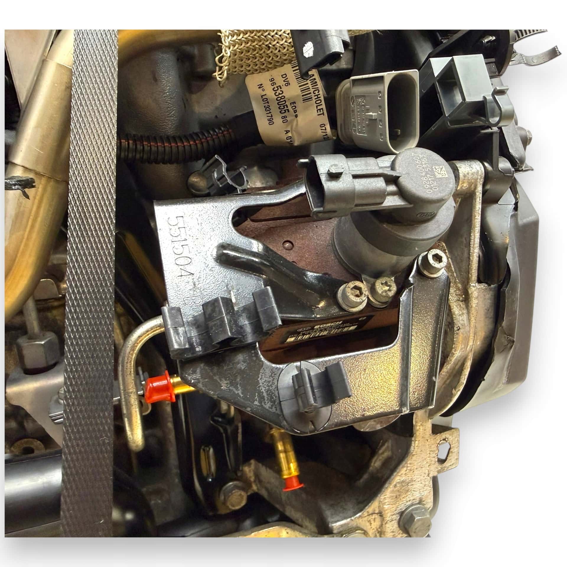 Moteur 9HT (DV6BUTED4) vue 13