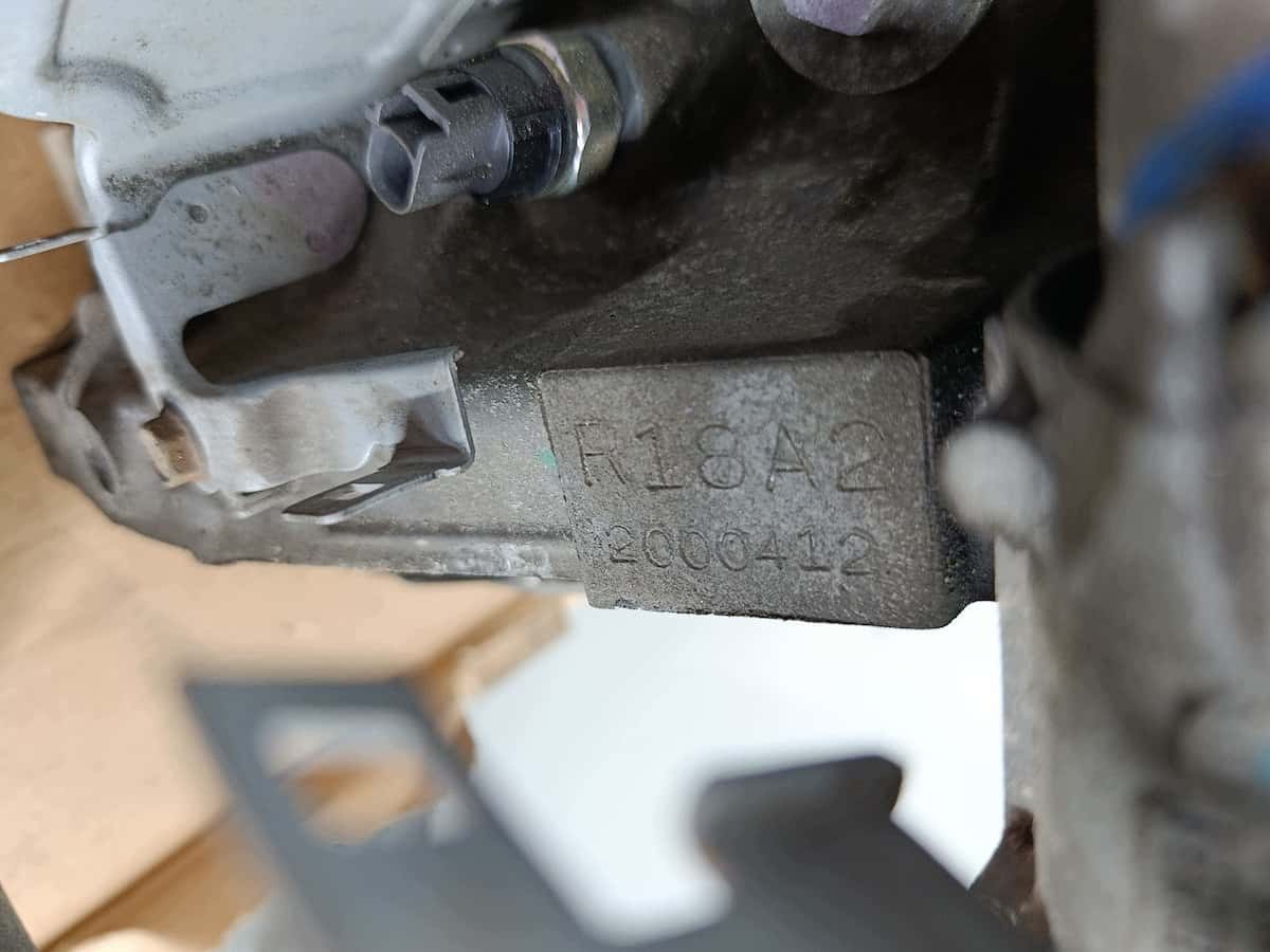 Moteur R18A2 vue 4