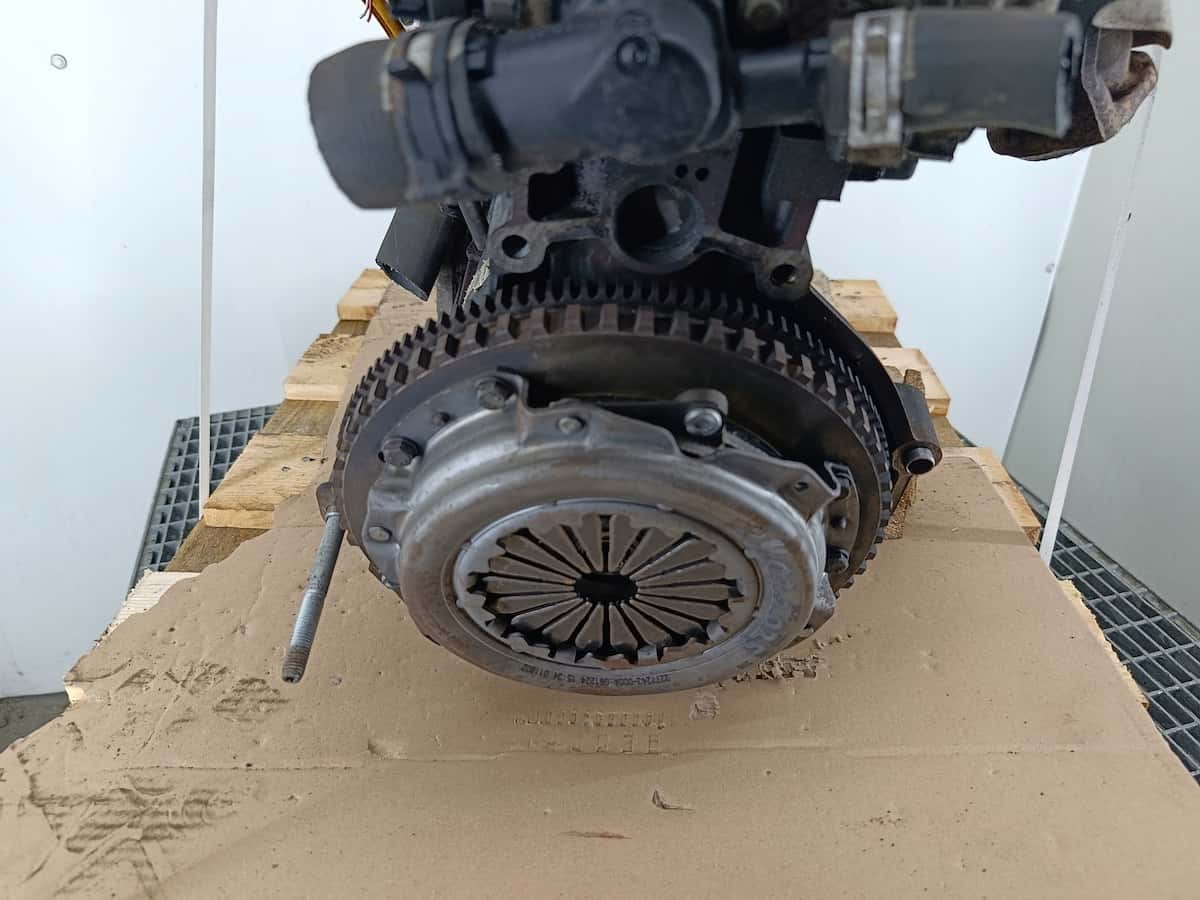 Moteur D4F 772 vue 3