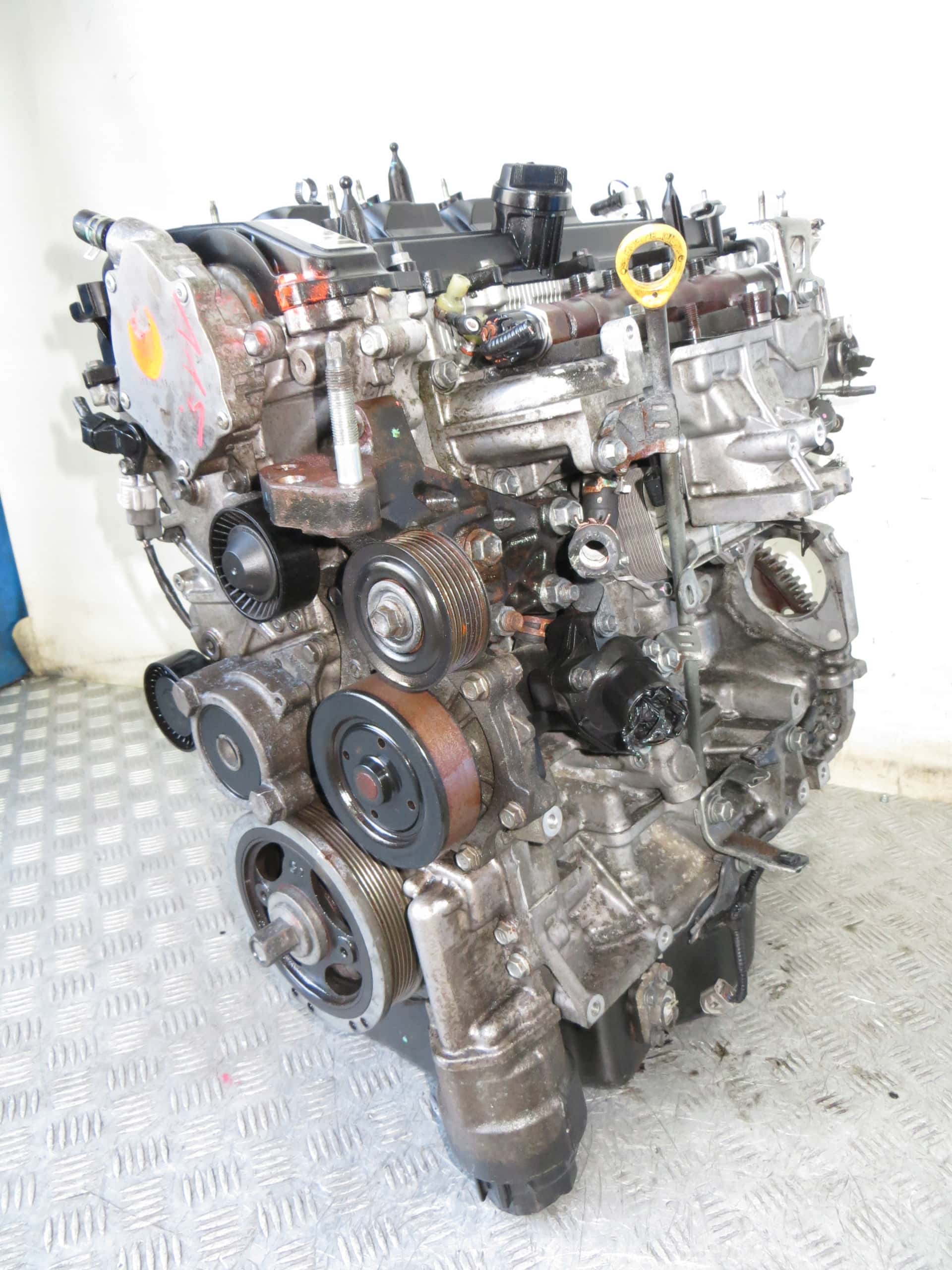 Moteur 2AD-FHV vue 6