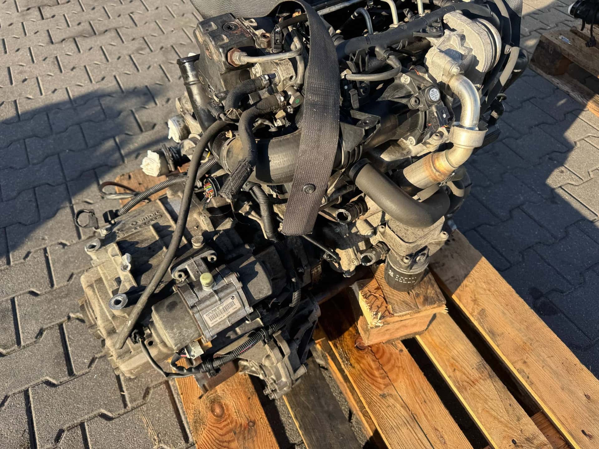Moteur 4A90 vue 6