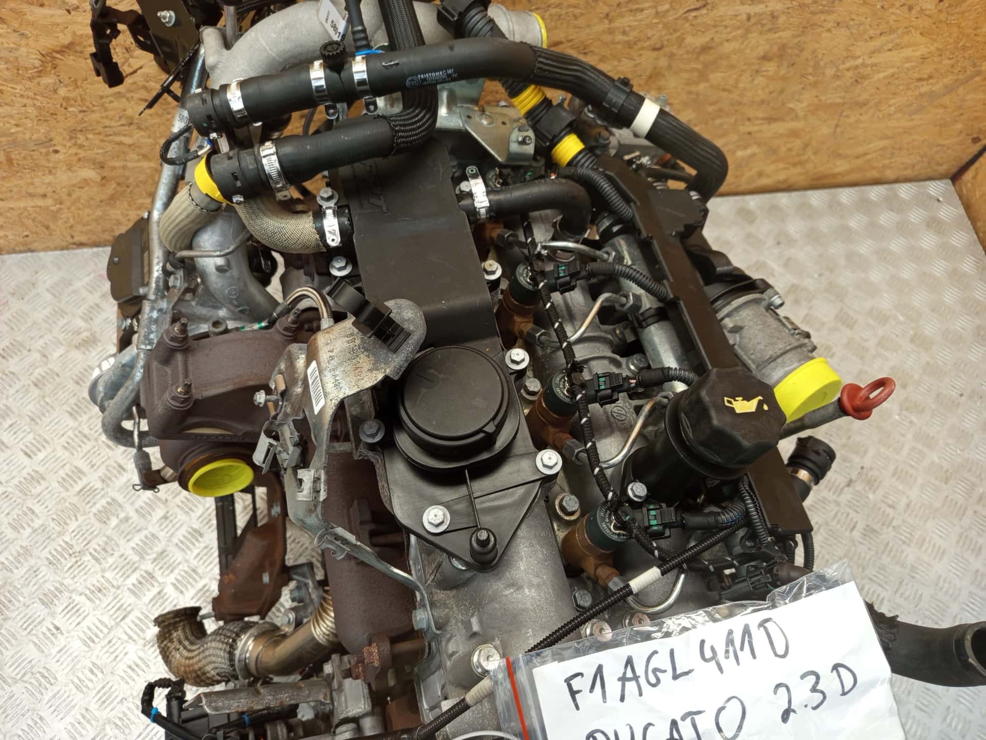 Moteur F1AGL411D vue 4