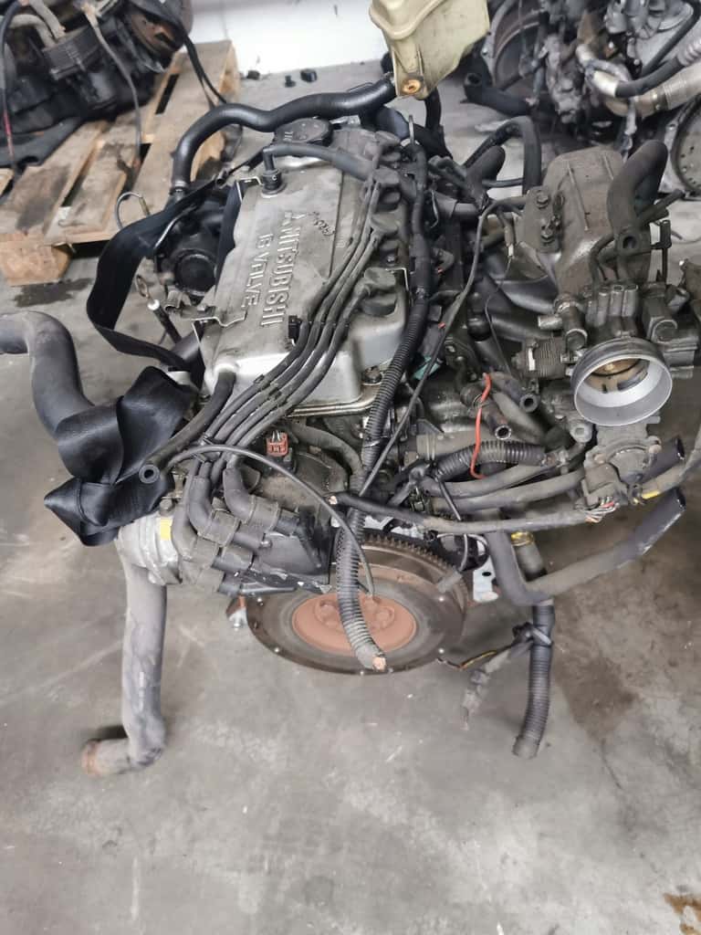 Moteur 4G93 (GDI) vue 2