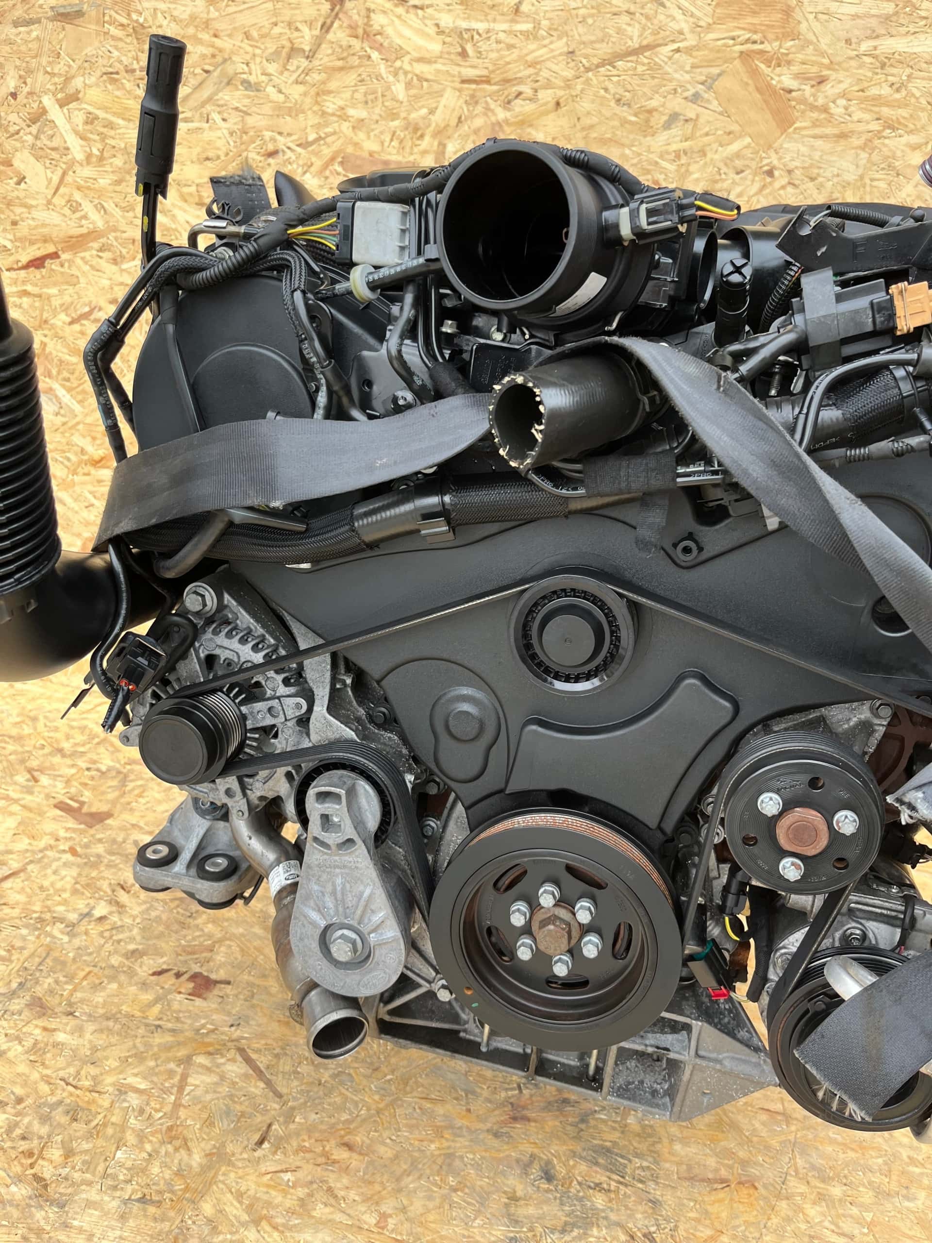 Moteur 306DT(TDV6) vue 8