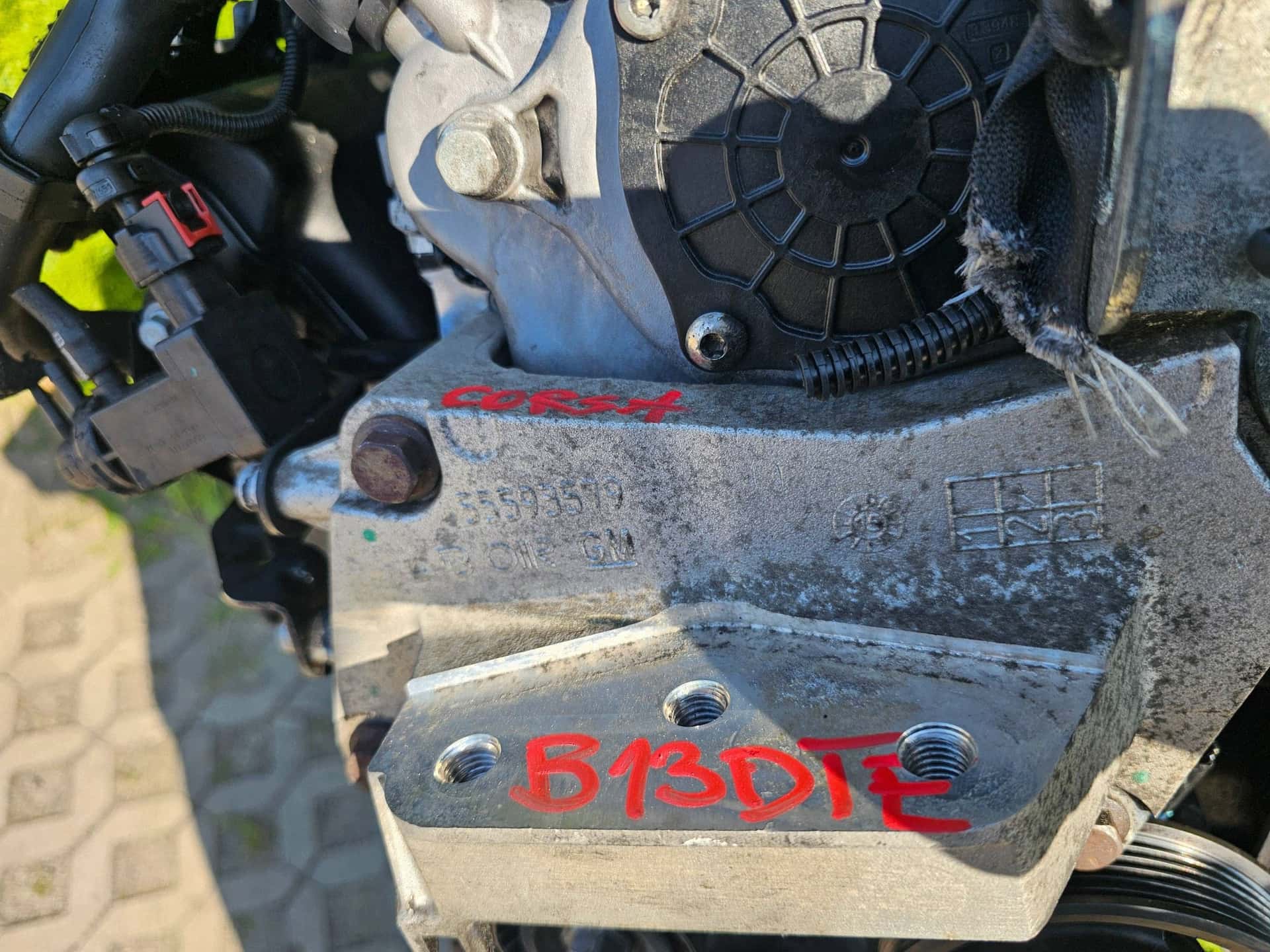 Moteur B 13 DTE vue 5