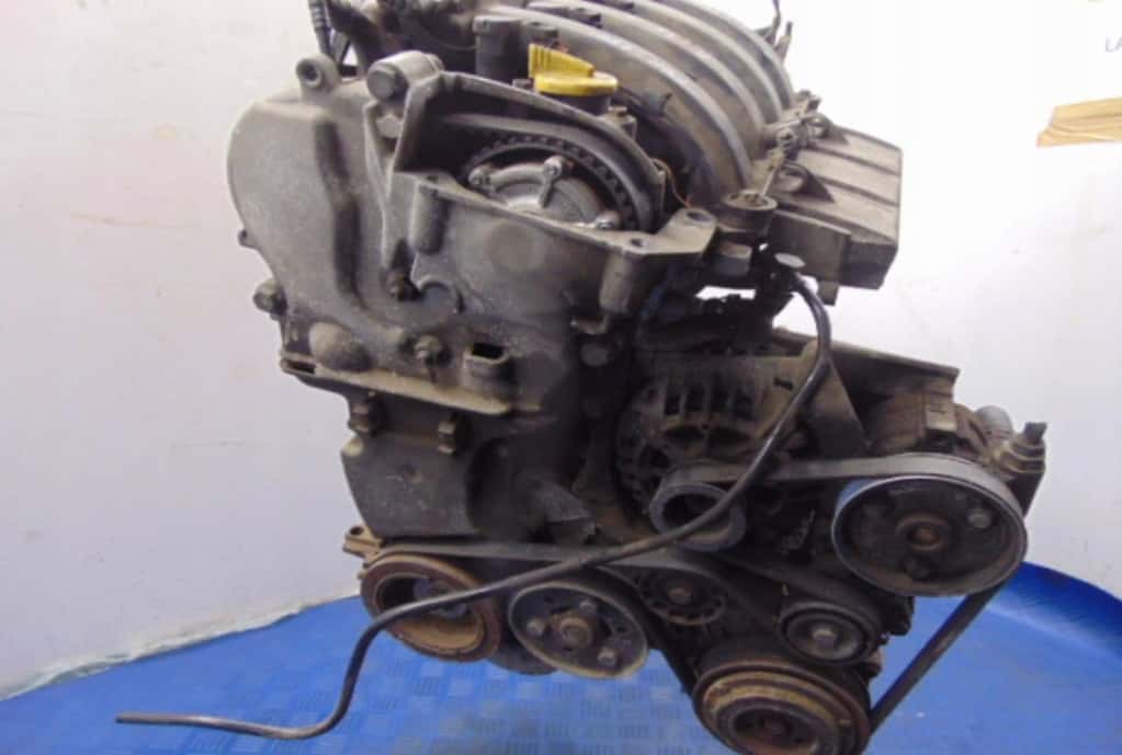 Moteur F4R 780 vue 3
