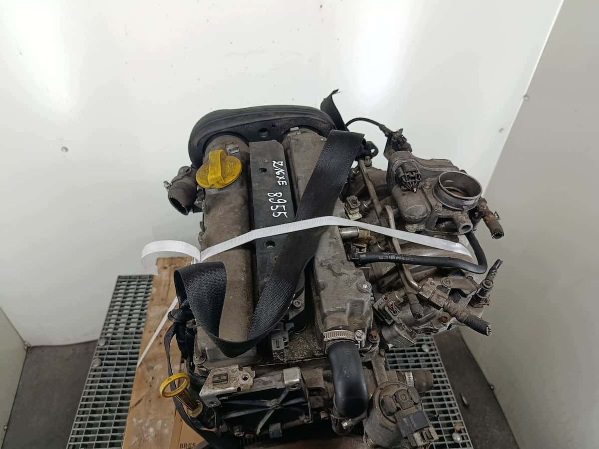 Moteur Z 16 XE vue 2