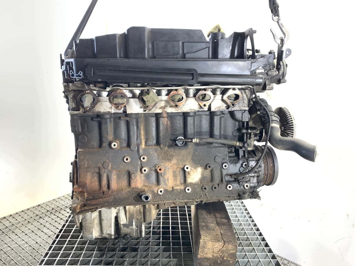 Moteur 306D1 vue 3