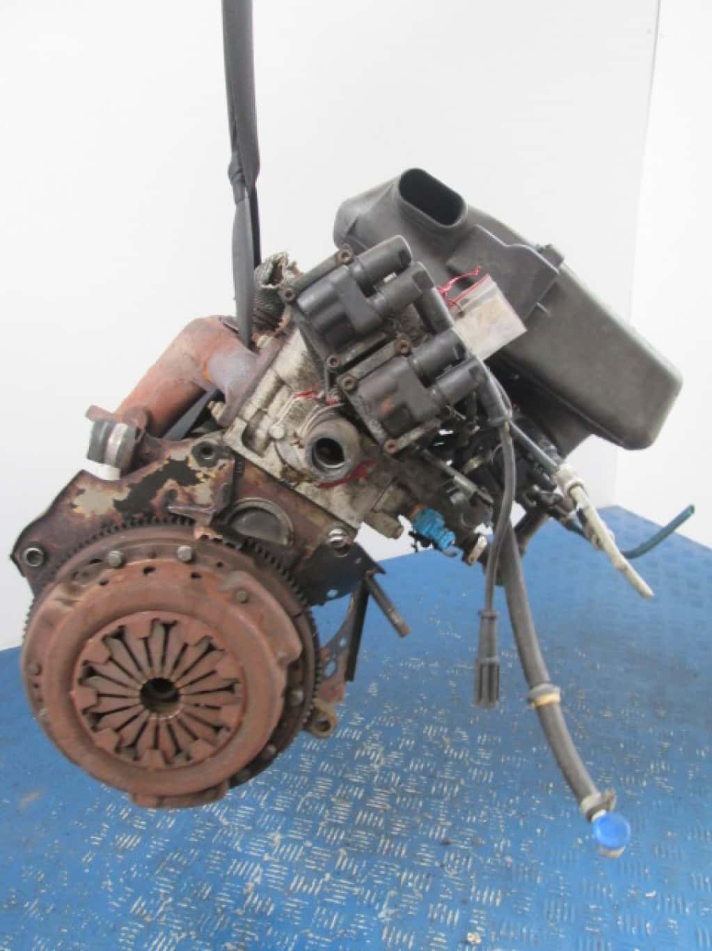 Moteur 176 B2.000 vue 2
