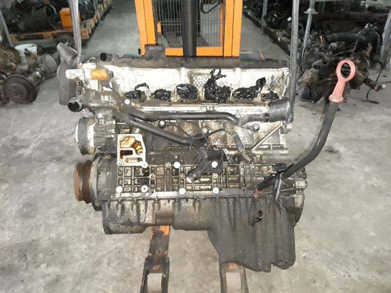 Moteur M52 B28 (286S1) vue 6