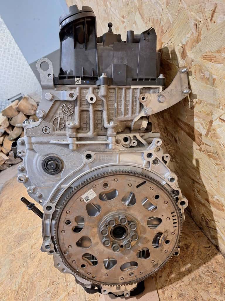 Moteur B47 C20 B vue 2