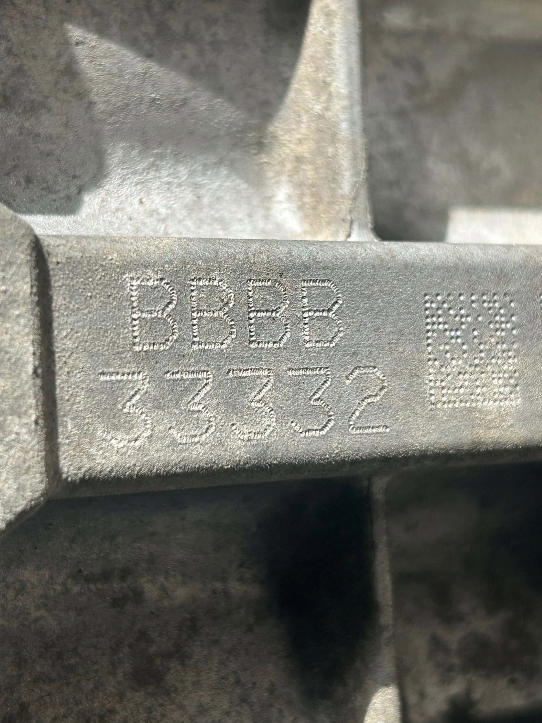 Moteur 4B12 vue 11