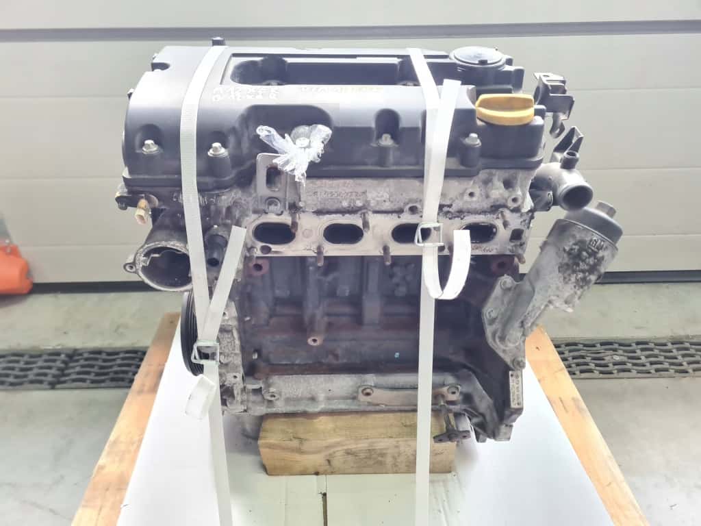 Moteur A 12 XER vue 2