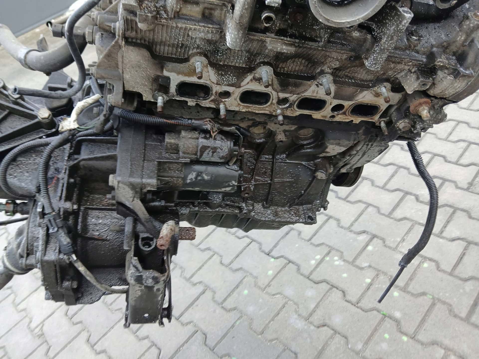 Moteur F4R 792 vue 4