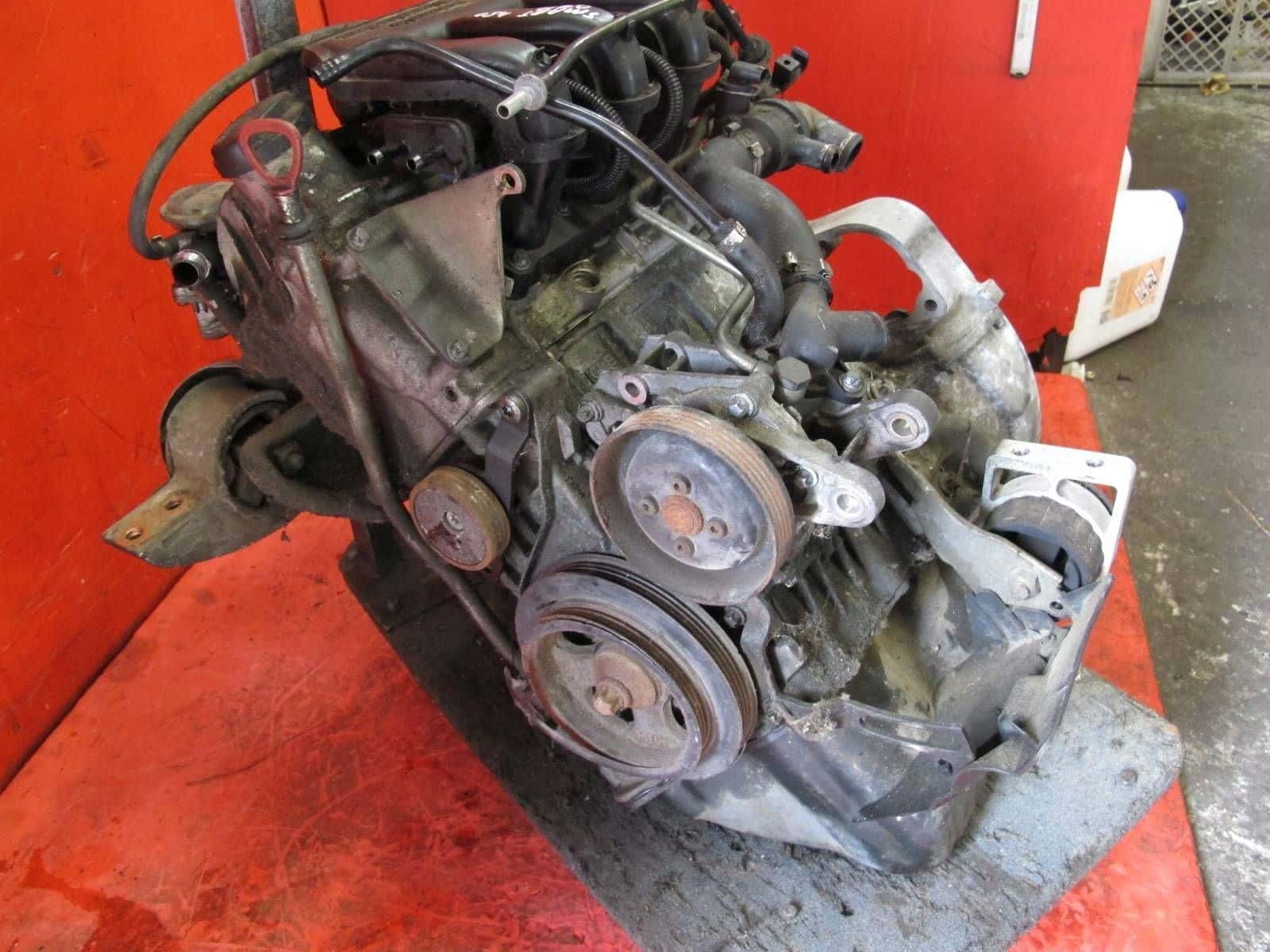 Moteur M 160.910 vue 3