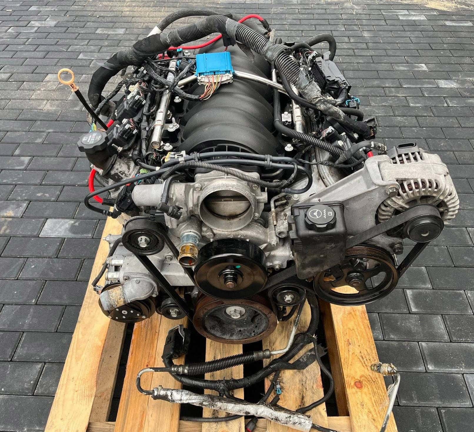 Moteur LS2(364CUV8) vue 8