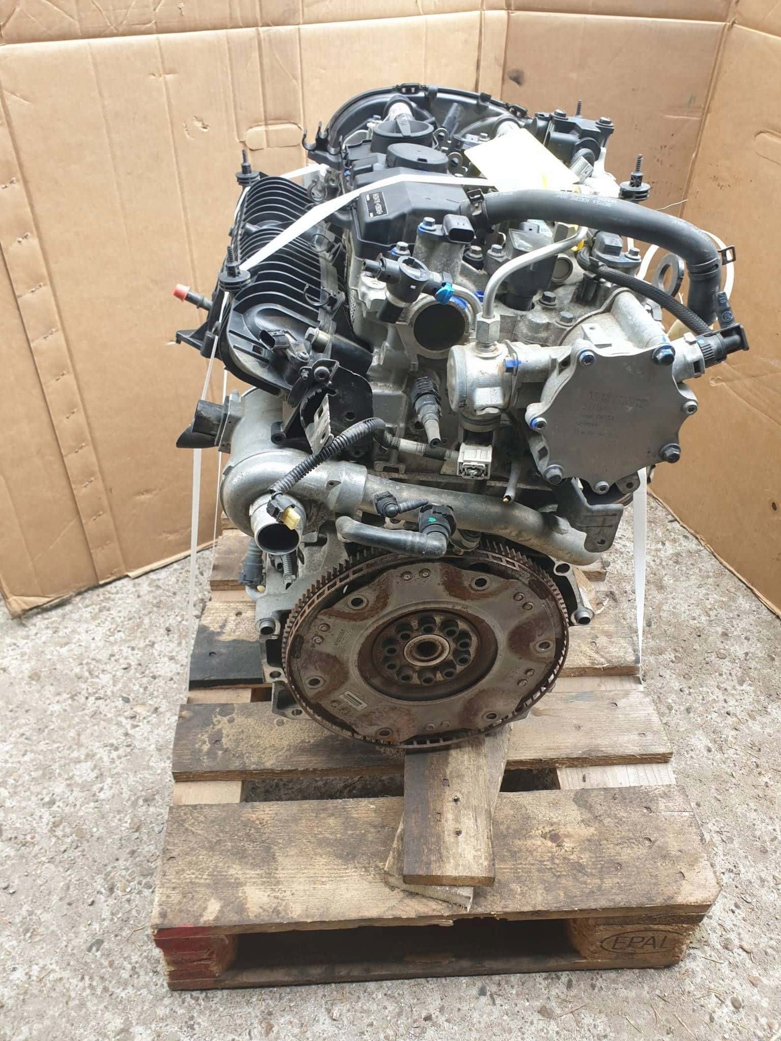 Moteur B 4204 T19 vue 5
