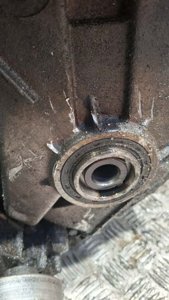 Moteur M47 D20 (204D1) vue 8