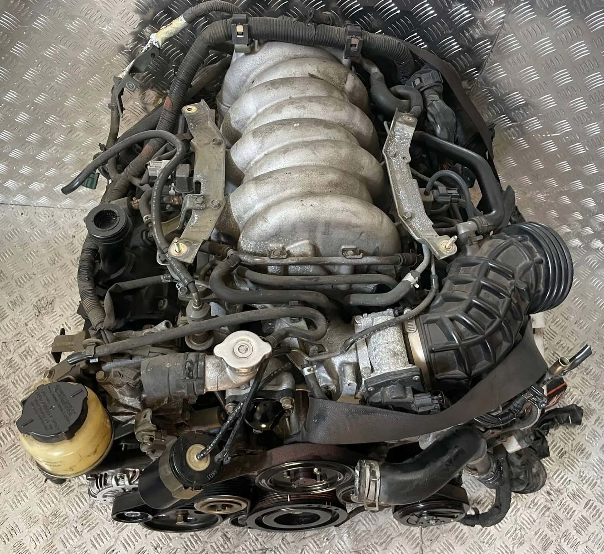Moteur VK45DE vue 4