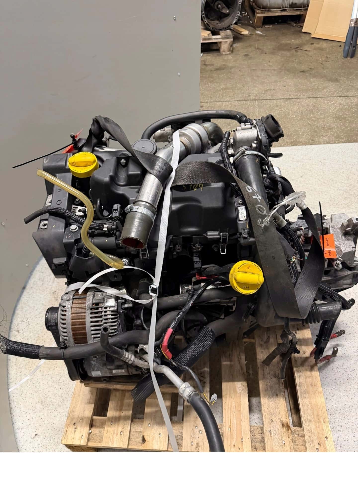 Moteur K9K 832 vue 2