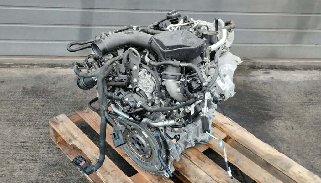 Moteur M 139.980 vue 4