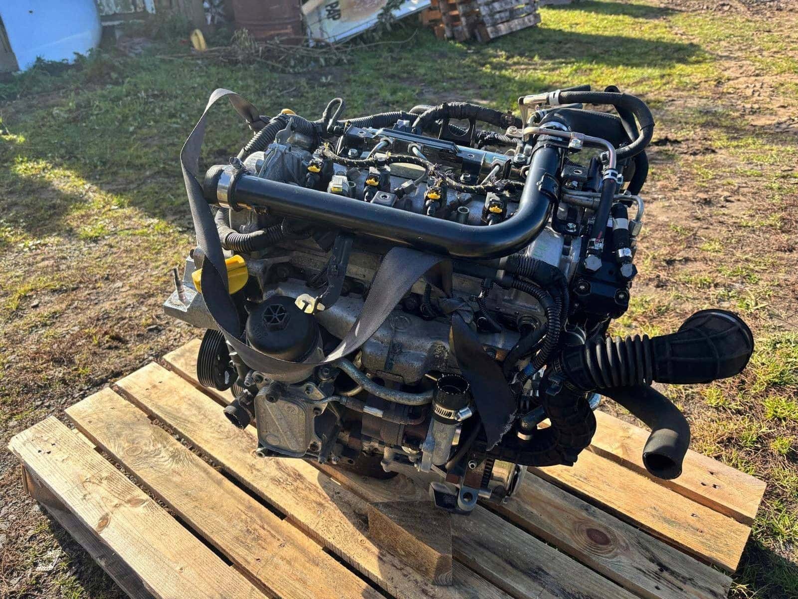 Moteur D13A vue 8