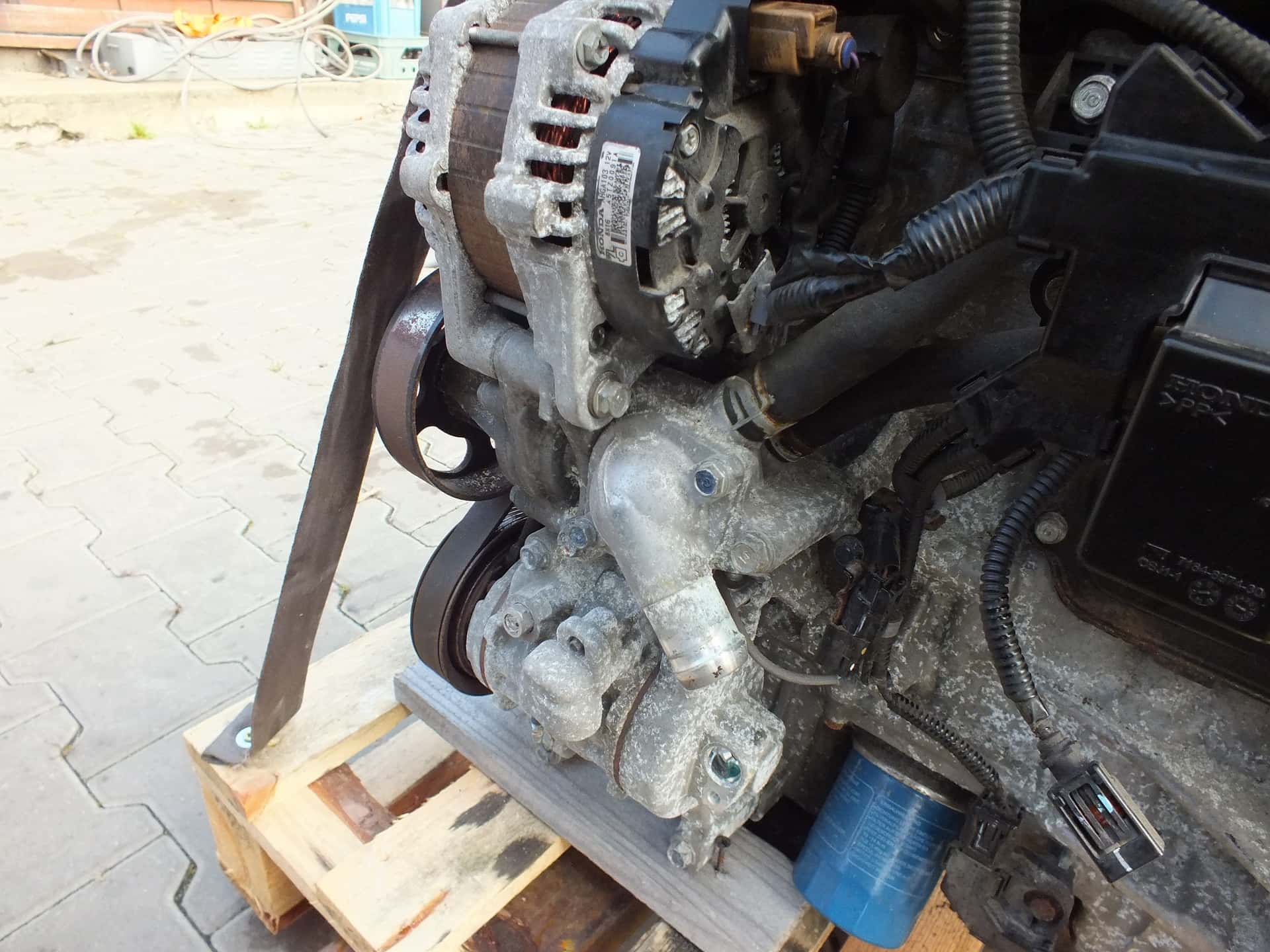 Moteur L15BY vue 8