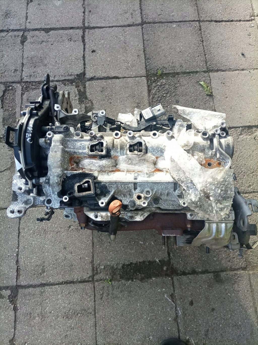 Moteur D 15 DTH (DV5RC) vue 2