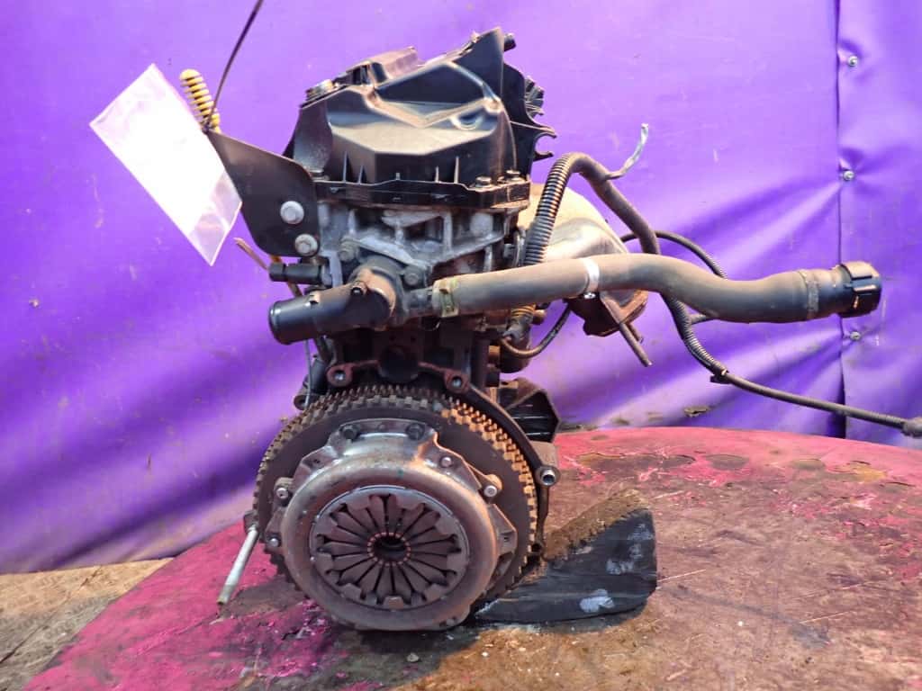 Moteur D4F 728 vue 2