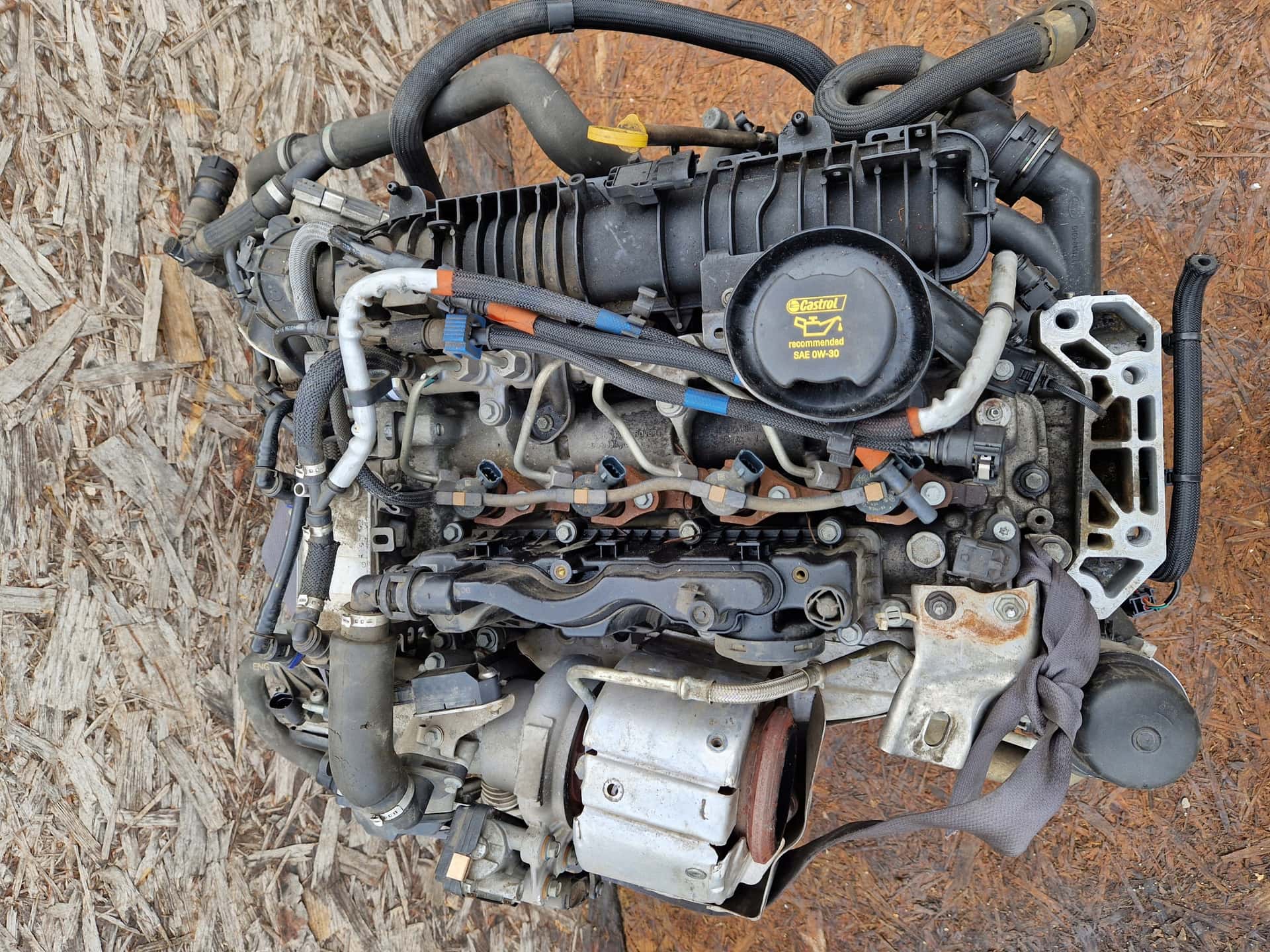 Moteur 204DTD(AJ21D4) vue 3