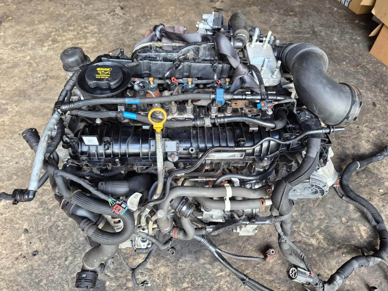 Moteur 204DTD(AJ20D4) vue 3