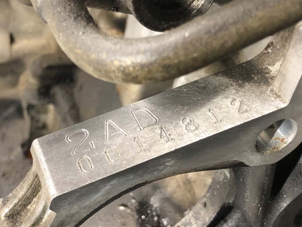 Moteur 2AD-FHV vue 4