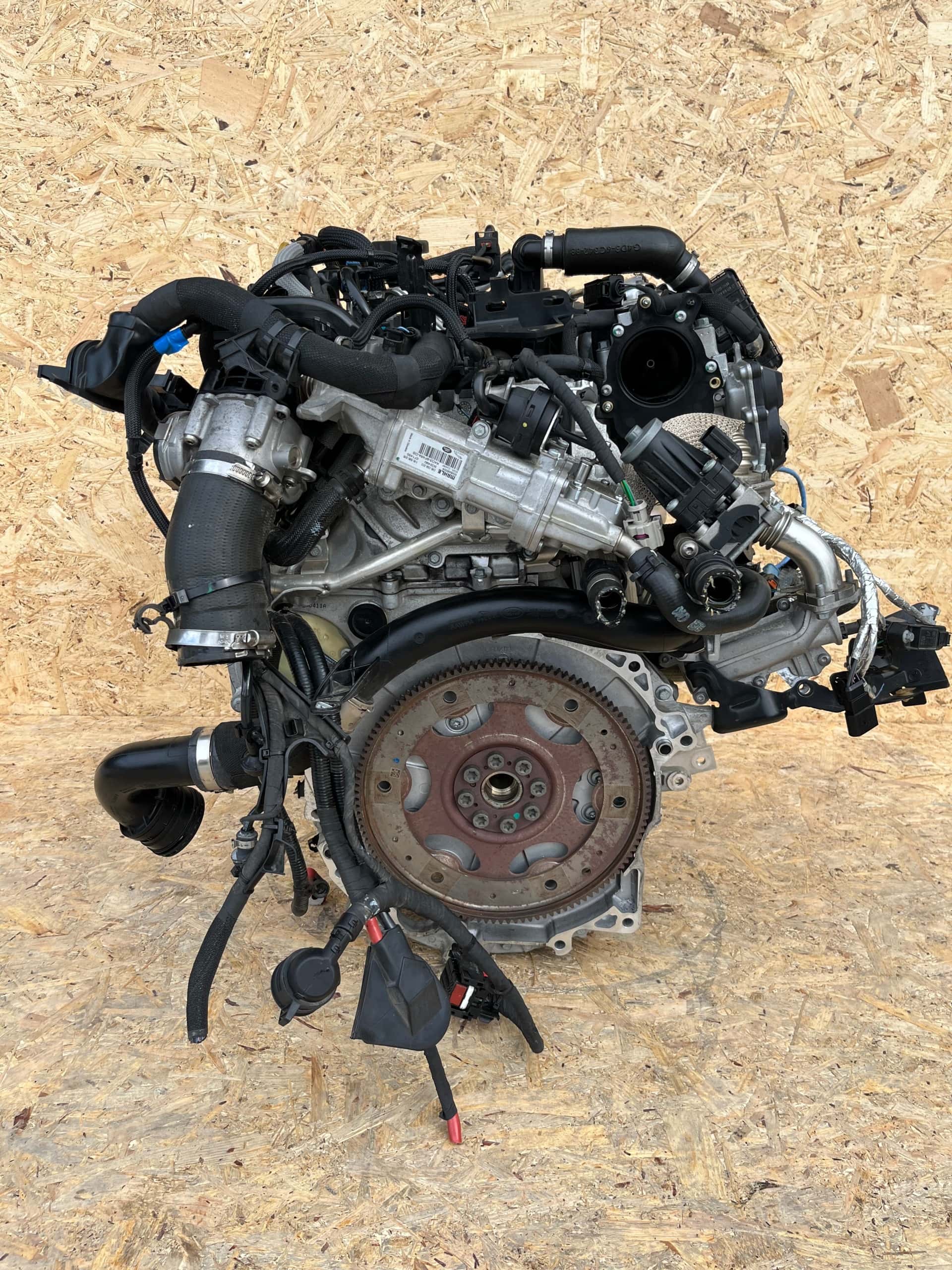 Moteur 204DTD(AJ21D4) vue 16
