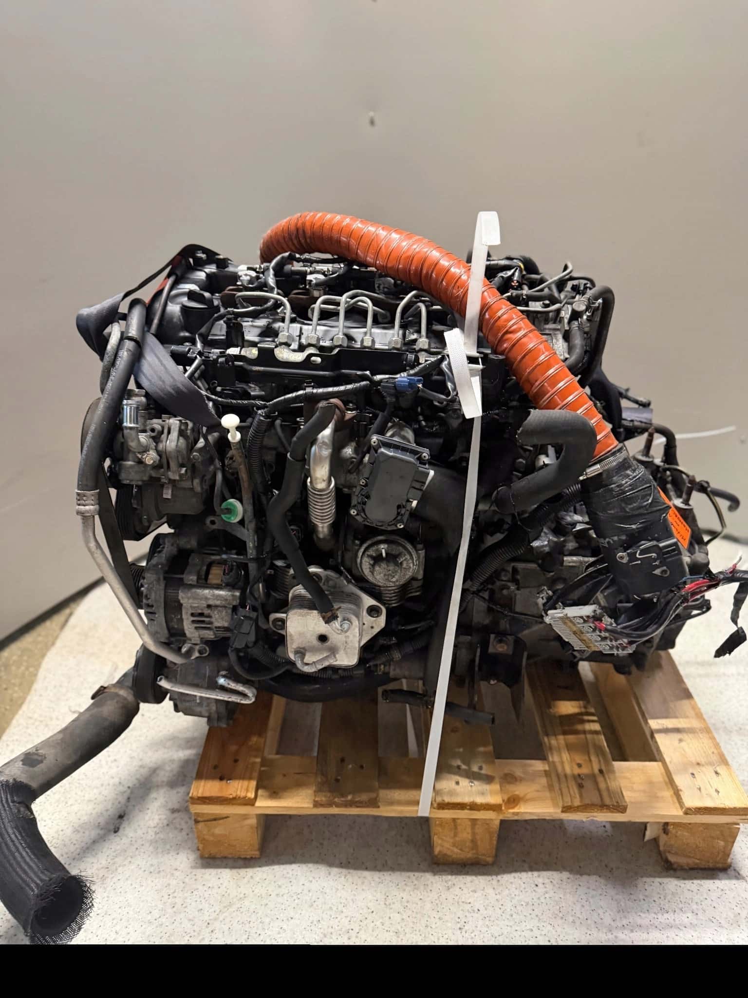Moteur 4N14 vue 7