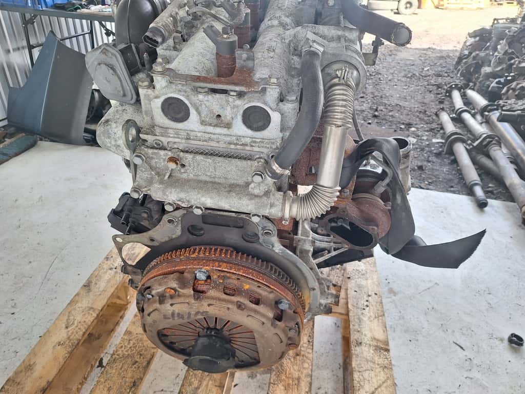 Moteur F1CE0481F vue 5